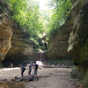 Meet your Posher, Ene